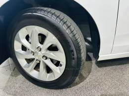 CHEVROLET - ONIX - 2022/2022 - Branca - R$ 78.900,00