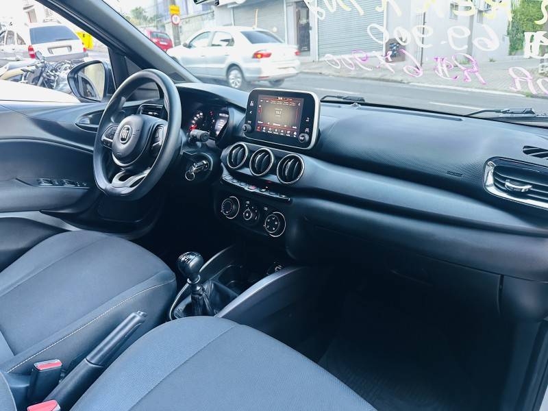 FIAT - ARGO - 2019/2019 - Branca - R$ 68.900,00