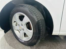 CHEVROLET - ONIX - 2019/2019 - Branca - R$ 61.900,00