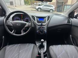 HYUNDAI - HB20 - 2015/2015 - Branca - R$ 44.900,00