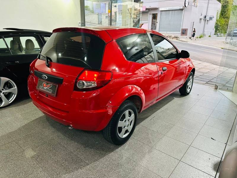 FORD - KA - 2011/2011 - Vermelha - R$ 24.900,00