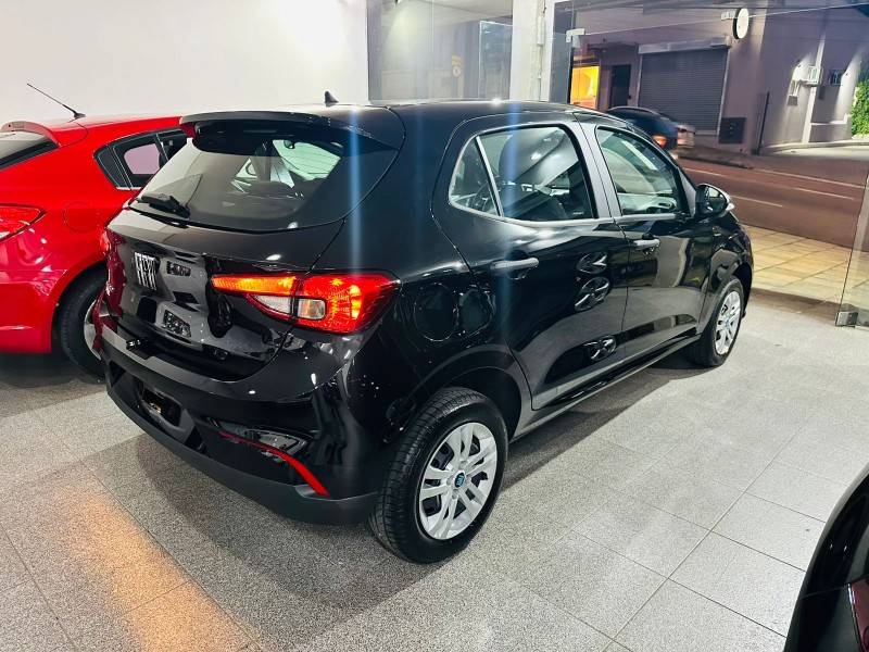 FIAT - ARGO - 2026/2026 - Preta - R$ 83.900,00