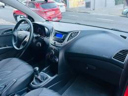 HYUNDAI - HB20 - 2013/2013 - Vermelha - R$ 40.900,00
