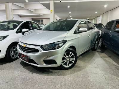 CHEVROLET - PRISMA - 2017/2017 - Prata - R$ 58.900,00