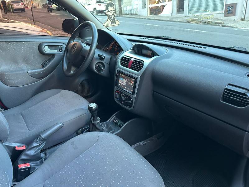 CHEVROLET - CORSA - 2009/2009 - Vermelha - R$ 23.900,00