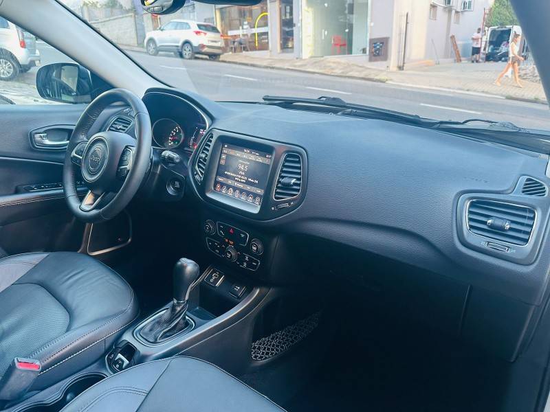 JEEP - COMPASS - 2018/2018 - Branca - R$ 92.900,00