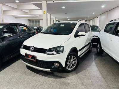 VOLKSWAGEN - CROSSFOX - 2013/2013 - Branca - R$ 44.900,00
