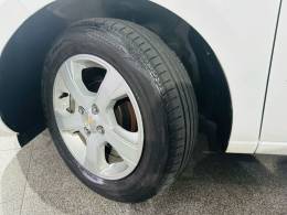 CHEVROLET - ONIX - 2019/2019 - Branca - R$ 60.900,00