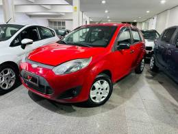 FORD - FIESTA - 2013/2013 - Vermelha - R$ 21.900,00