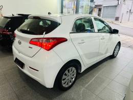 HYUNDAI - HB20 - 2015/2015 - Branca - R$ 44.900,00