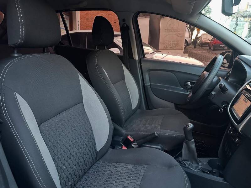 RENAULT - SANDERO - 2018/2018 - Cinza - R$ 47.900,00