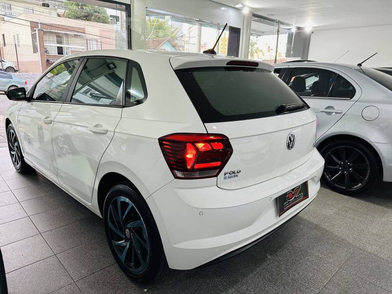 VOLKSWAGEN - POLO - 2020/2020 - Branca - R$ 91.900,00