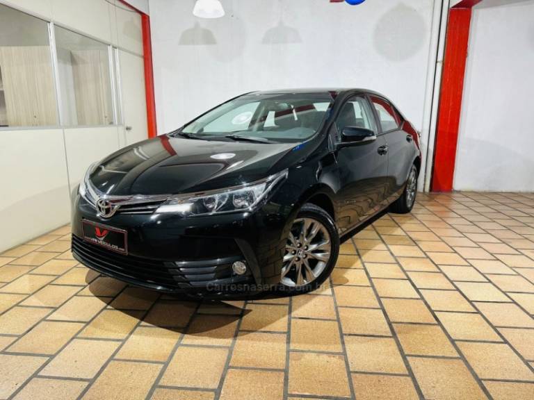 TOYOTA - COROLLA - 2019/2019 - Preta - R$ 104.900,00