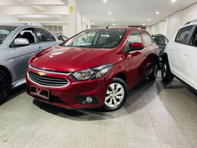 CHEVROLET - ONIX - 2018/2018 - Vermelha - Sob Consulta