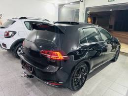 VOLKSWAGEN - GOLF - 2014/2014 - Preta - R$ 88.900,00