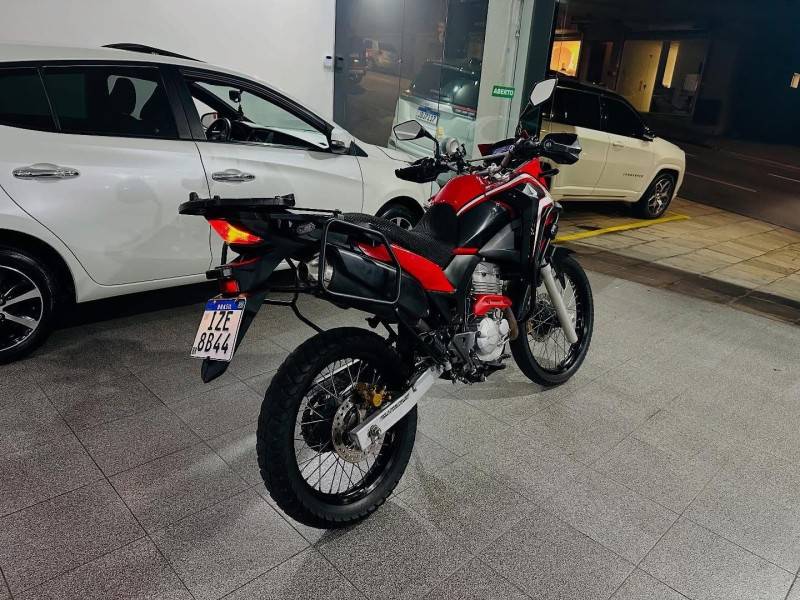 HONDA - XRE 300 - 2019/2019 - Vermelha - R$ 28.900,00