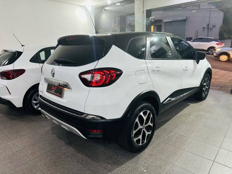 RENAULT - CAPTUR - 2018/2018 - Branca - R$ 76.900,00
