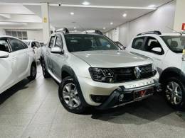 RENAULT - DUSTER OROCH - 2016/2016 - Prata - R$ 72.900,00