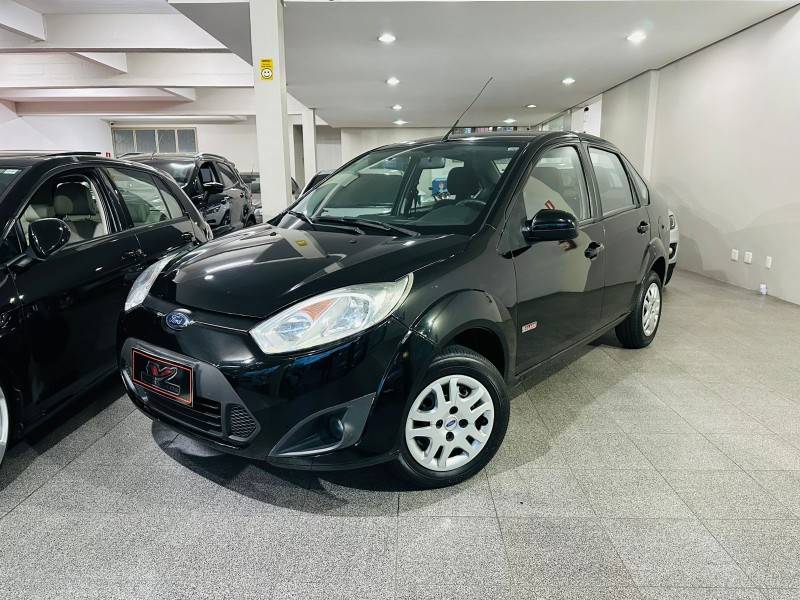 FORD - FIESTA - 2012/2012 - Preta - R$ 33.900,00