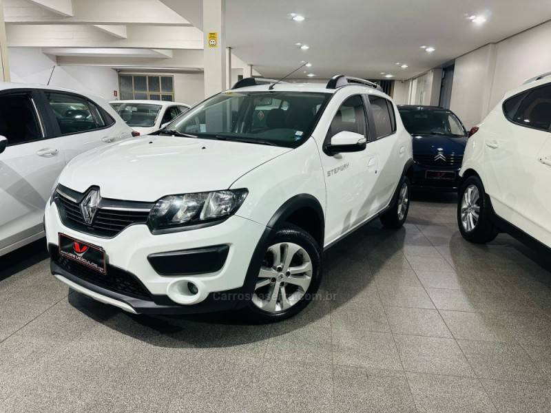 RENAULT - SANDERO - 2019/2019 - Branca - R$ 58.900,00