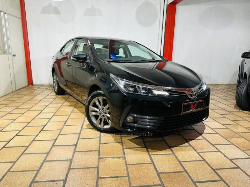 TOYOTA - COROLLA - 2019/2019 - Preta - R$ 104.900,00