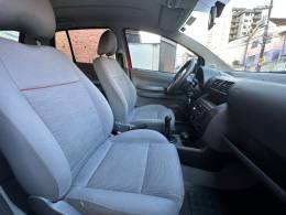 VOLKSWAGEN - FOX - 2008/2008 - Vermelha - R$ 29.900,00