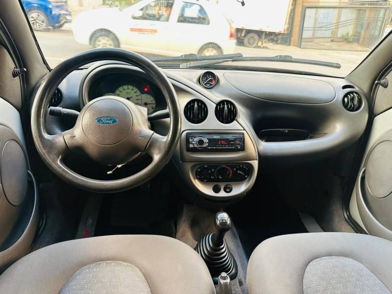 FORD - KA - 2005/2005 - Prata - R$ 15.900,00