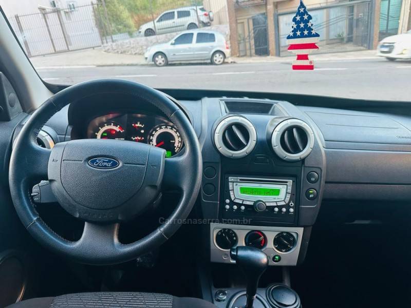 FORD - ECOSPORT - 2011/2011 - Prata - R$ 39.900,00