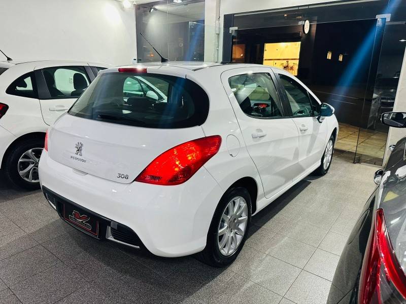 PEUGEOT - 308 - 2014/2014 - Branca - R$ 43.900,00