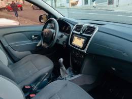 RENAULT - SANDERO - 2018/2018 - Cinza - R$ 47.900,00