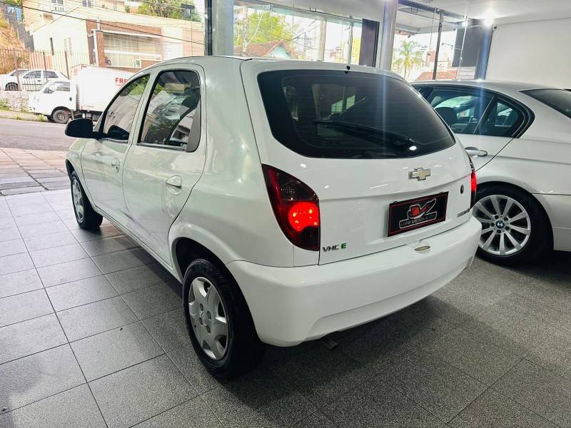 CHEVROLET - CELTA - 2014/2014 - Branca - R$ 34.900,00