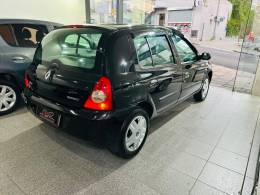 RENAULT - CLIO - 2011/2010 - Preta - R$ 19.900,00