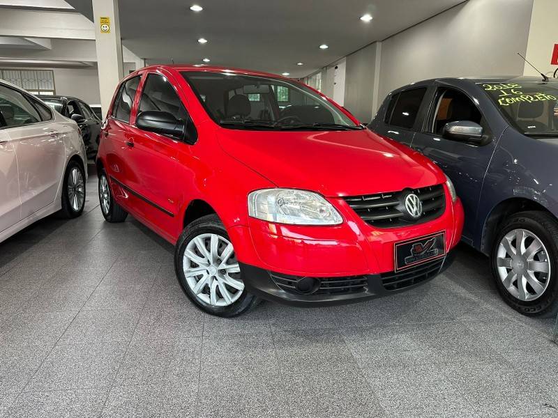 VOLKSWAGEN - FOX - 2008/2008 - Vermelha - R$ 29.900,00