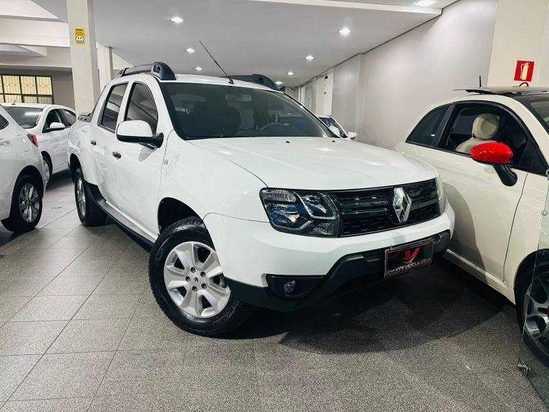 RENAULT - DUSTER OROCH - 2021/2021 - Branca - R$ 81.900,00