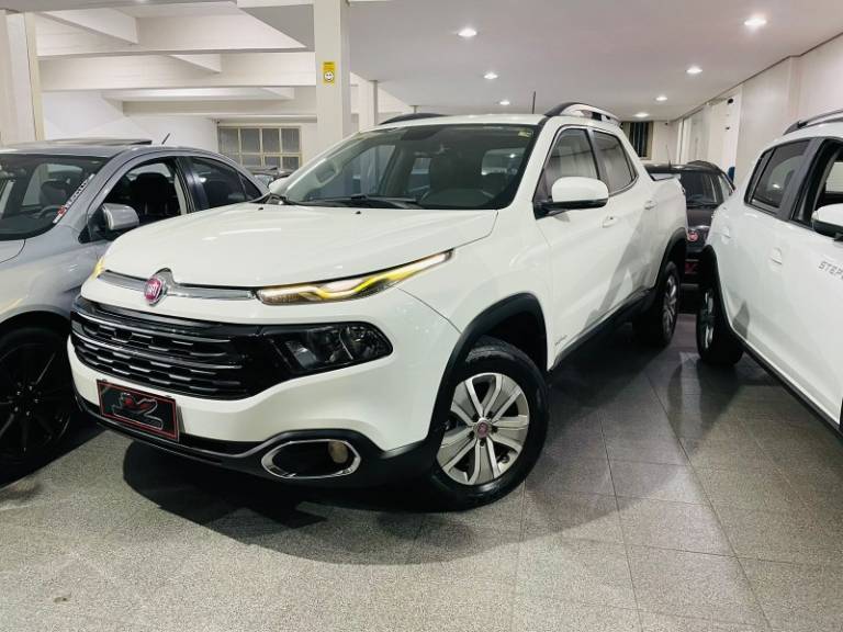 FIAT - TORO - 2018/2018 - Branca - R$ 87.900,00