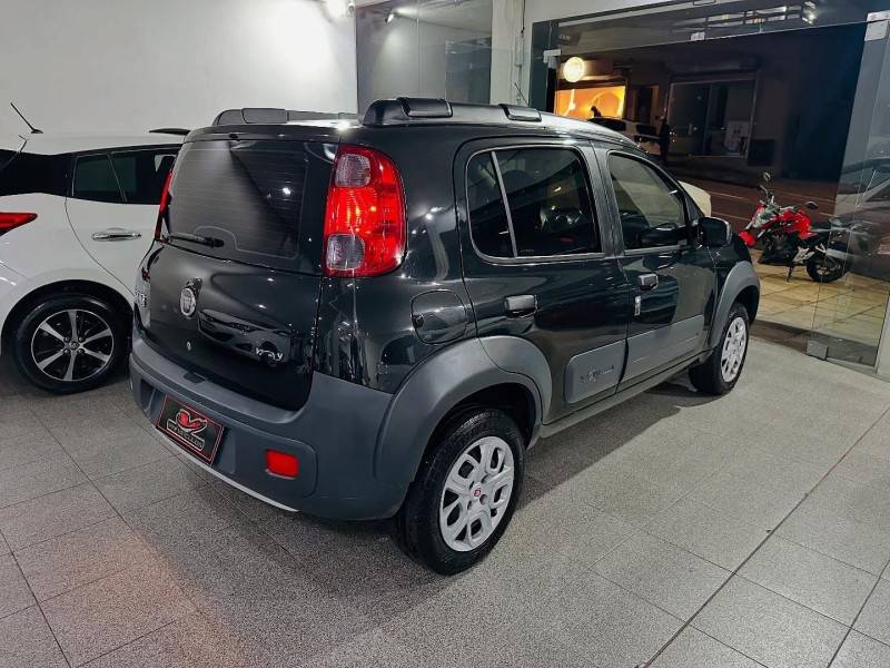 FIAT - UNO - 2012/2012 - Preta - R$ 34.900,00
