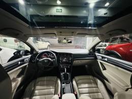 VOLKSWAGEN - GOLF - 2014/2014 - Preta - R$ 89.900,00