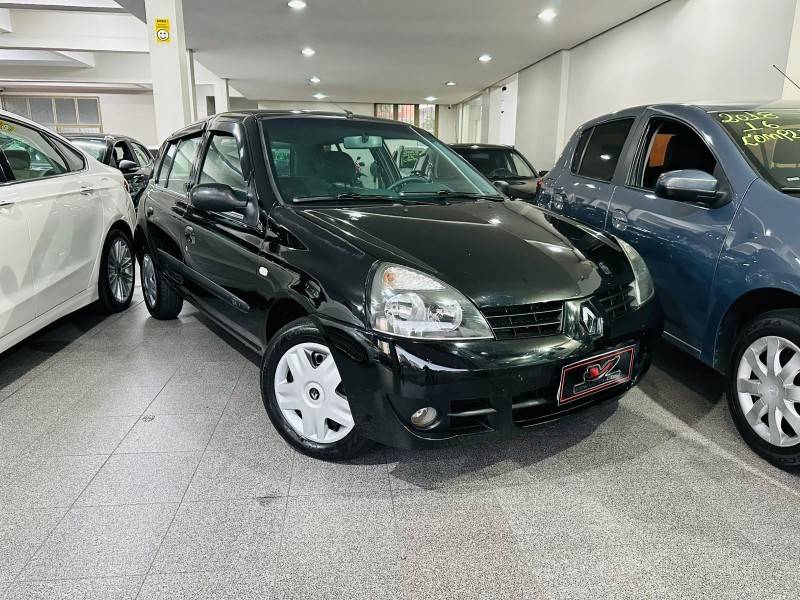 RENAULT - CLIO - 2011/2011 - Preta - R$ 21.900,00