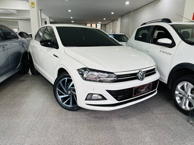 VOLKSWAGEN - POLO - 2020/2020 - Branca - R$ 91.900,00