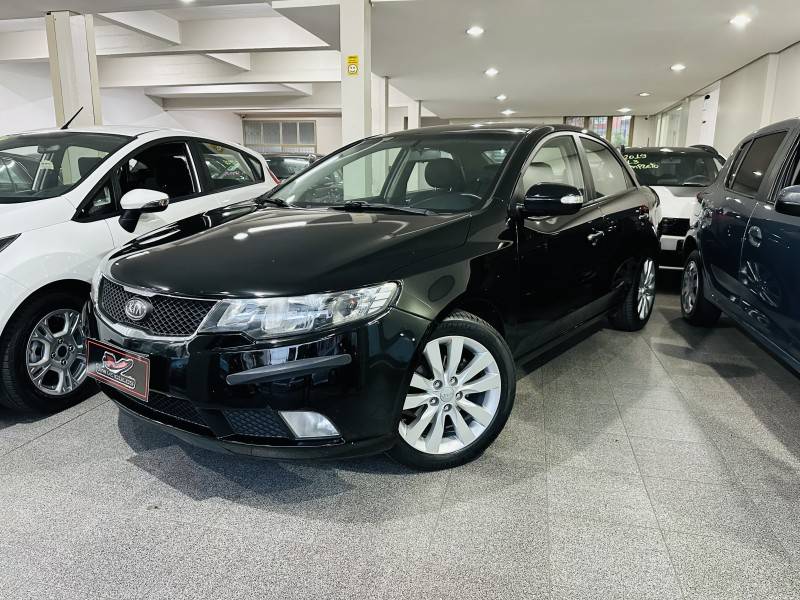 KIA MOTORS - CERATO - 2011/2011 - Preta - R$ 43.900,00