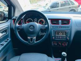 VOLKSWAGEN - FOX - 2014/2014 - Vermelha - R$ 46.900,00
