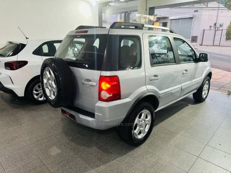 FORD - ECOSPORT - 2011/2011 - Prata - R$ 39.900,00