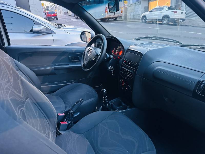 FIAT - STRADA - 2018/2018 - Branca - R$ 53.900,00