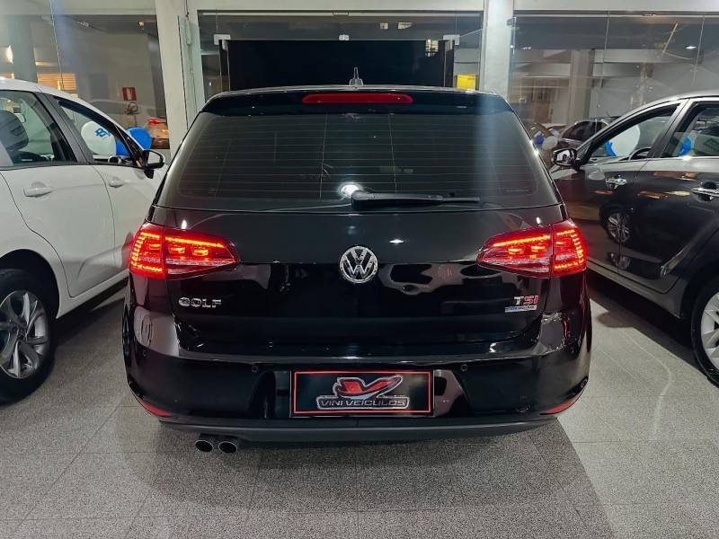 VOLKSWAGEN - GOLF - 2014/2014 - Preta - R$ 83.900,00