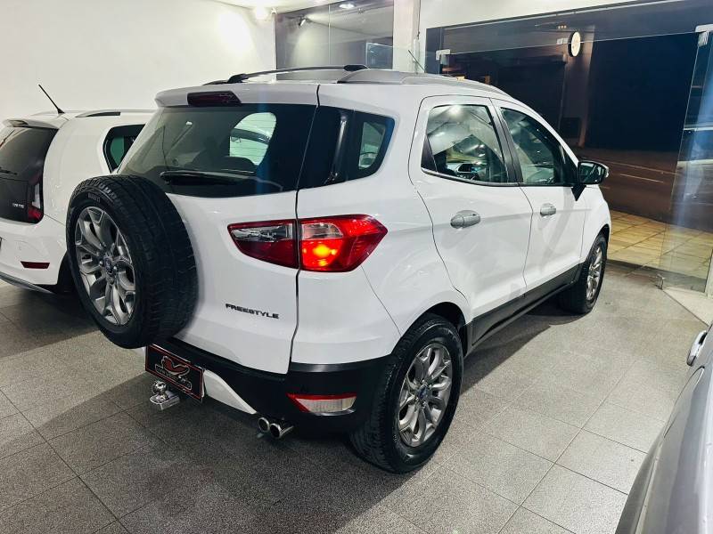 FORD - ECOSPORT - 2014/2014 - Branca - R$ 56.900,00
