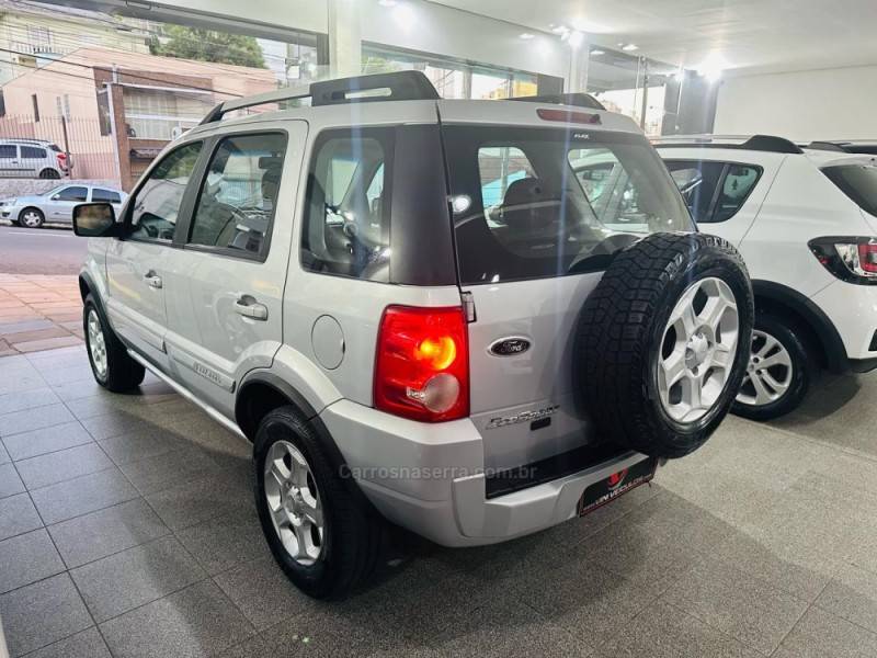 FORD - ECOSPORT - 2011/2011 - Prata - R$ 39.900,00