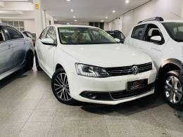 VOLKSWAGEN - JETTA - 2013/2013 - Branca - R$ 73.900,00