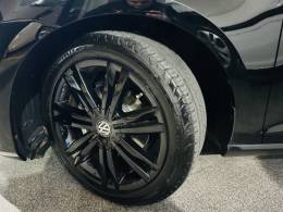 VOLKSWAGEN - GOLF - 2014/2014 - Preta - R$ 88.900,00