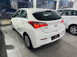 HYUNDAI - HB20 - 2015/2015 - Branca - R$ 44.900,00