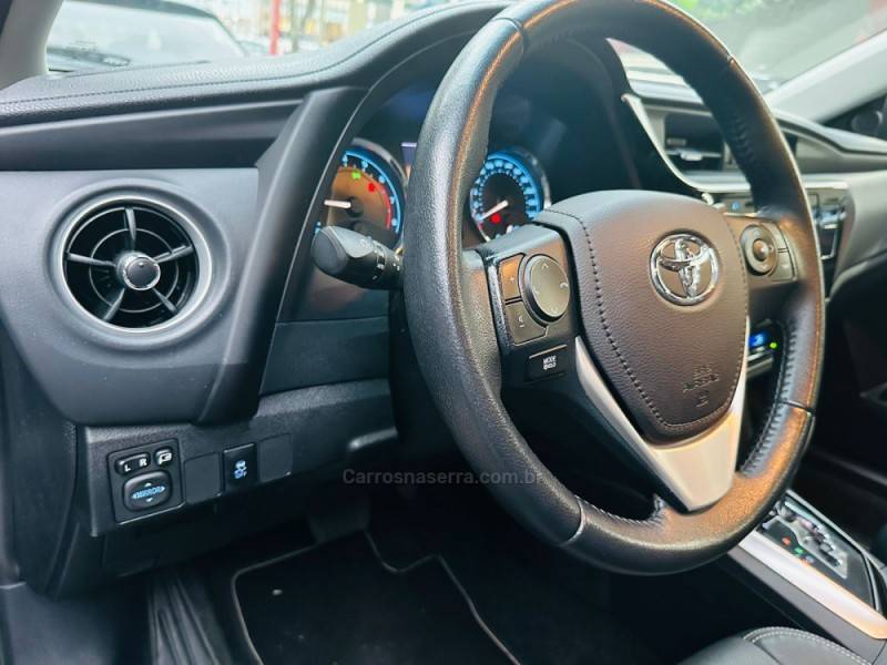 TOYOTA - COROLLA - 2019/2019 - Preta - R$ 104.900,00